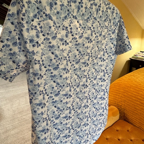 Floral, short sleeve, casual shirt - Picture 3 of 7